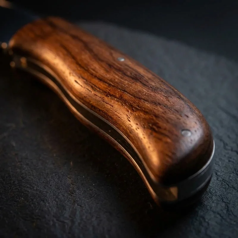 Claude Dozorme — Le Capucin French Folding Knife Z50 Steel Rosewood Handle - 3