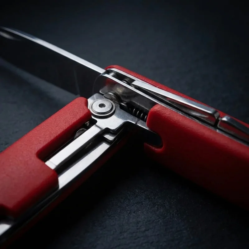 Swiza D03 — Swiss Pocket Knife 11-Function Red Soft-Touch Handle - 4
